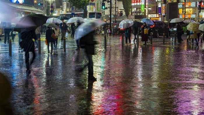 Tips Mengadapi Musim Hujan di Jakarta Saat Ini