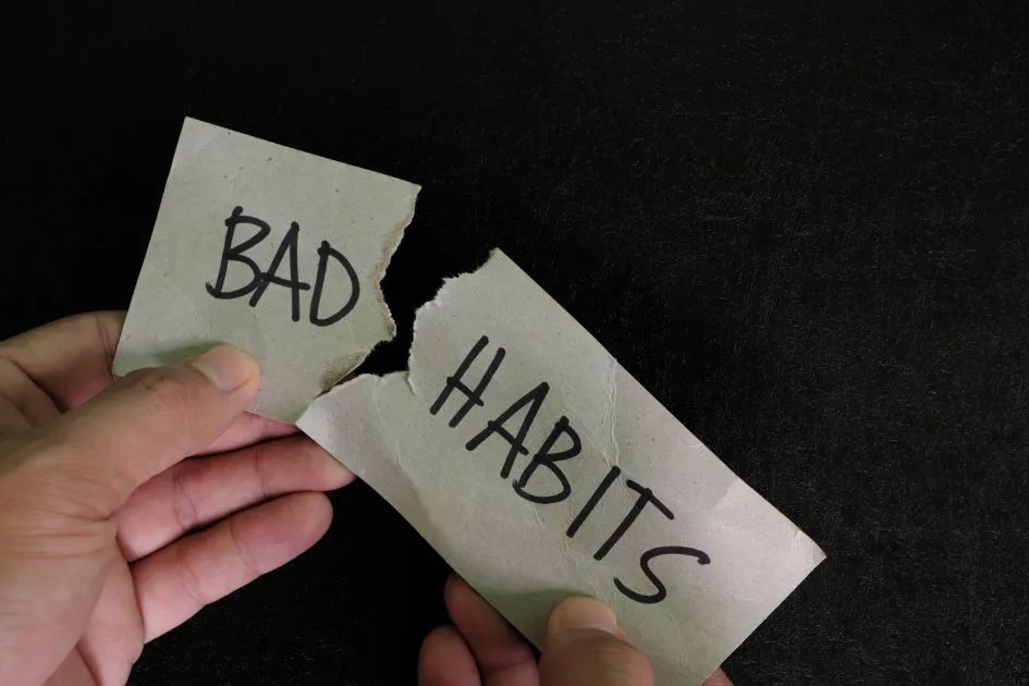 Bad Habits Ini Yang Ngga Kamu Sadari Bisa Memperburuk Karir-mu!