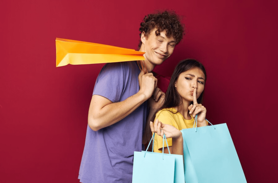 Perbedaan Gaya Cowok dan Cewek Saat Belanja Online di Shopee