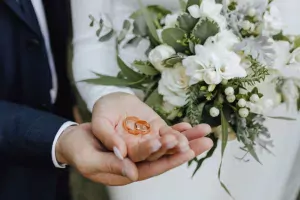 7 Cara Menabung untuk Menikah di 2024
