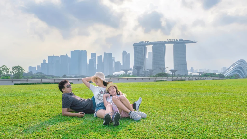 Tips Liburan Anak Sekolah ke Luar Negeri yang Seru dan Makin Easy